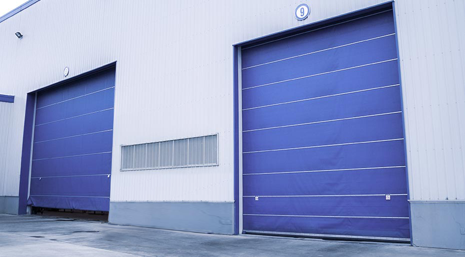 新（xīn）恒邦船塢柔性上疊（dié）門