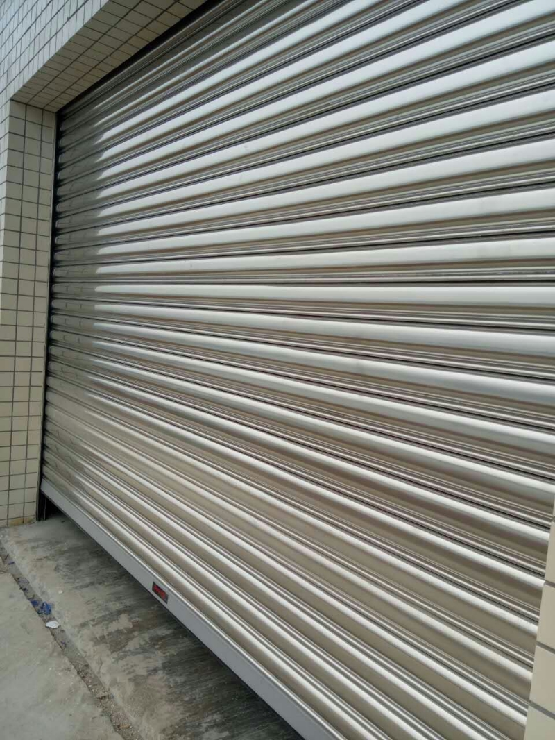 抗風卷簾門(不鏽鋼)