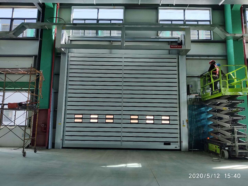 張家港愛（ài）麗家居硬質渦輪快卷門