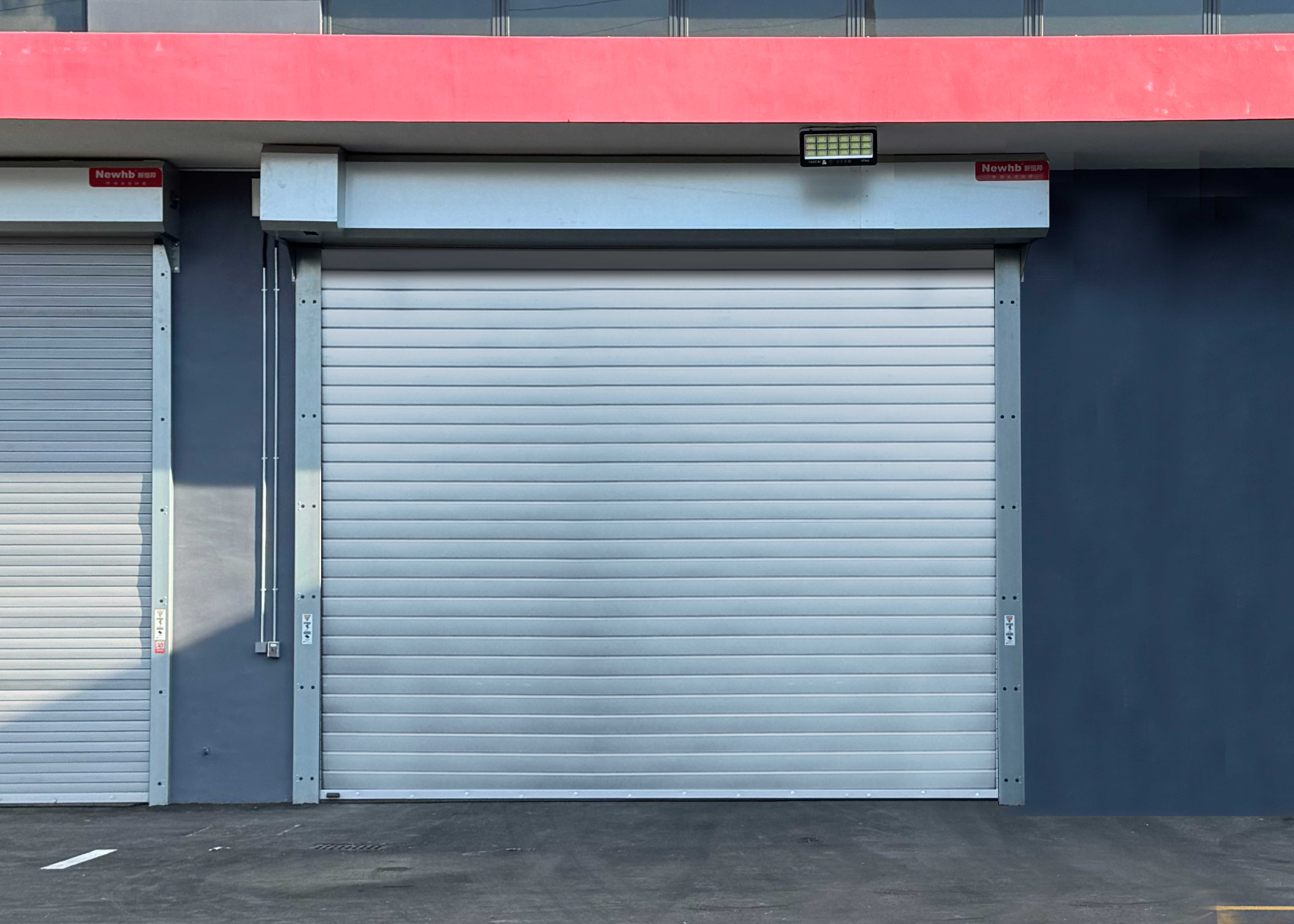 雅典白抗風卷簾門