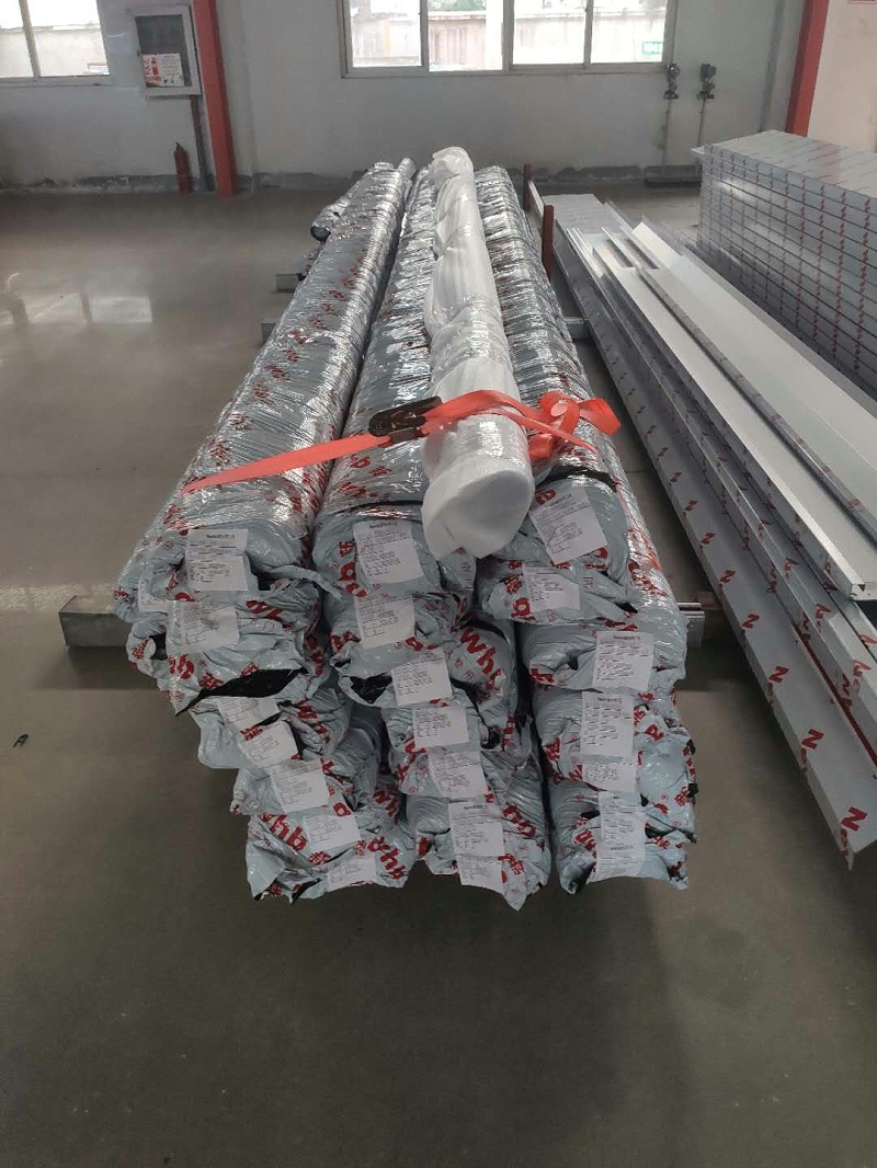 鋼製卷簾門簾片