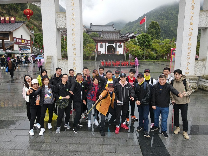 菠萝蜜免费观看视频（bāng）