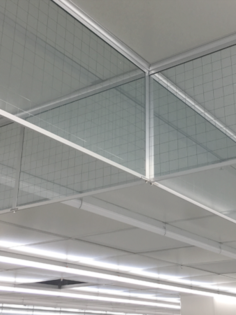 夾絲玻璃擋煙垂（chuí）壁