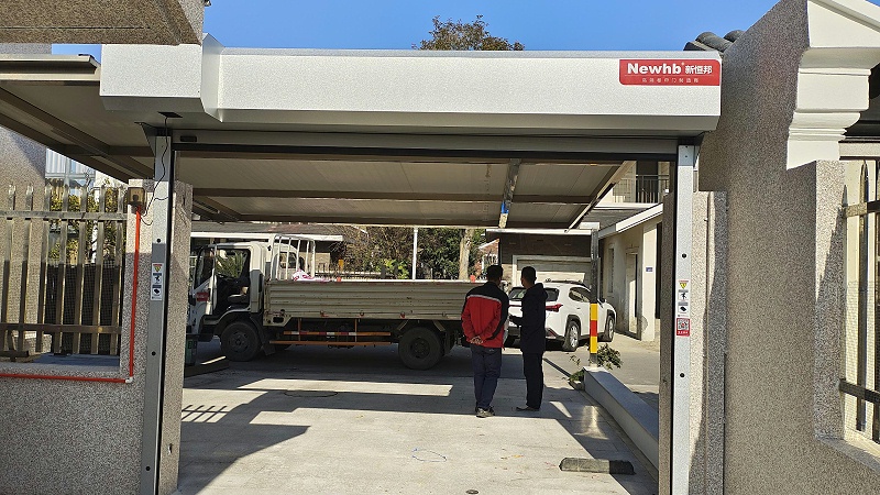 別墅（shù）區抗風卷簾門