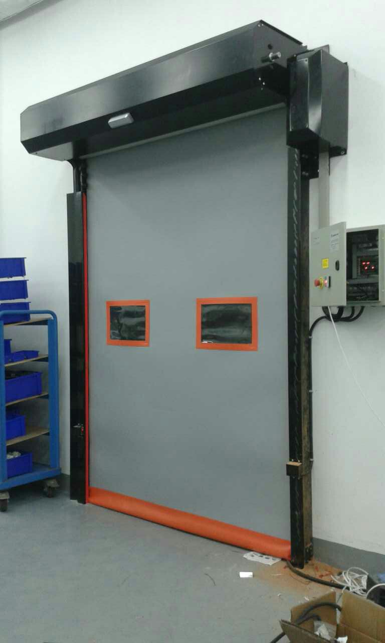 車間防撞快速（sù）卷簾門