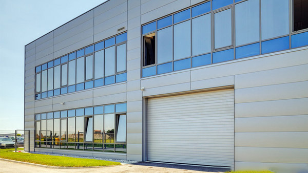 工（gōng）業滑升門如何提升