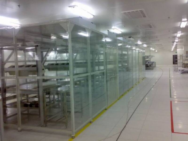 萬級潔淨（jìng）棚（péng）