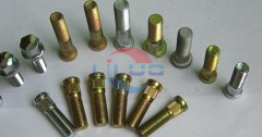 當（dāng）定製非（fēi）標螺（luó）絲遇到“迷糊”的客戶時，該怎麽辦呢？